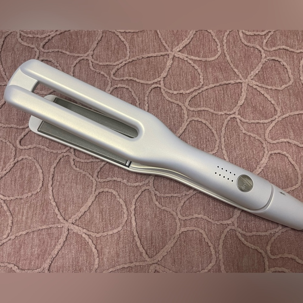 Drybar Reserve Dual-Plate Styling Iron